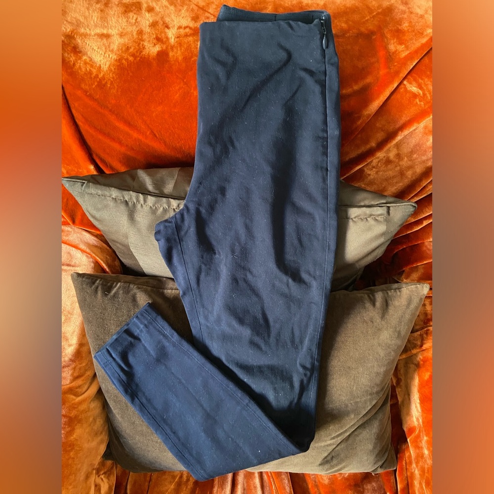 Uniqlo Ankle Stretch Navy Pants